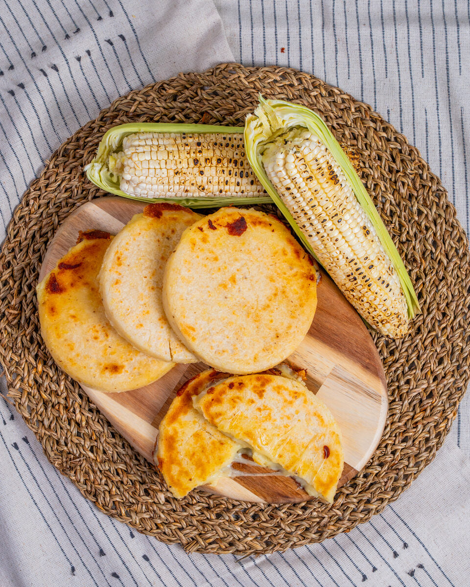 Arepa Rellena de Queso · Pequeñas